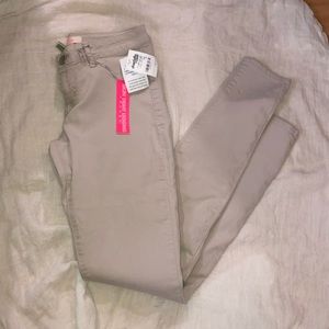 Charlotte Russe Jean Legging